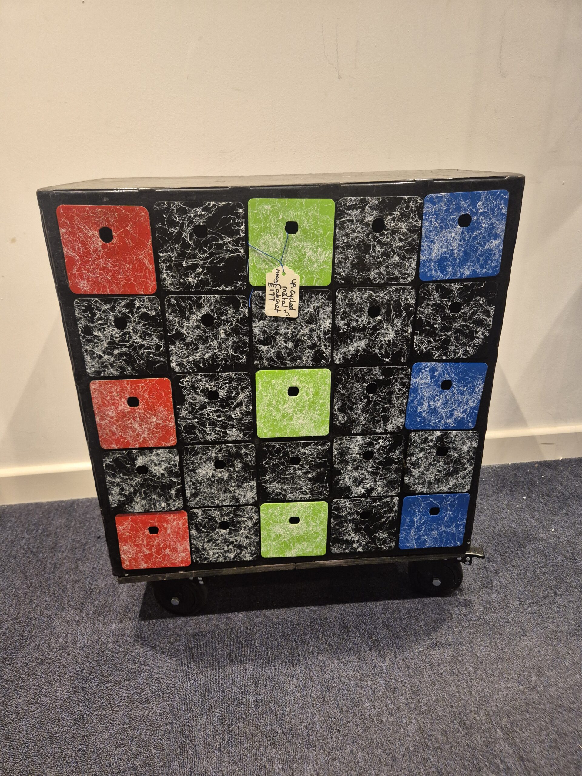 UPCYCLED METAL CABINET - Image 2
