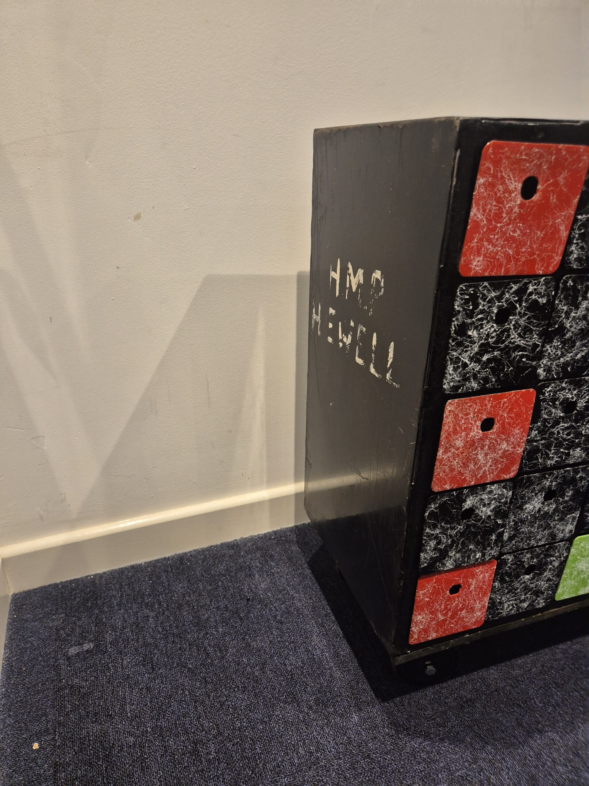 UPCYCLED METAL CABINET - Image 3